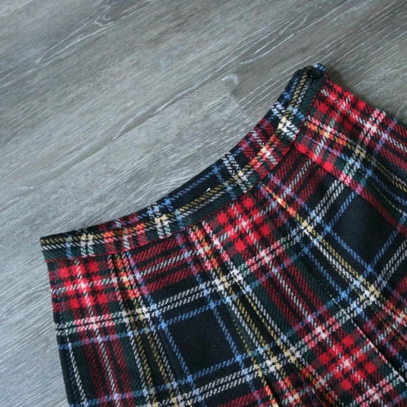 Vintage red tartan plaid pleated skirt - Picture 3 of 8